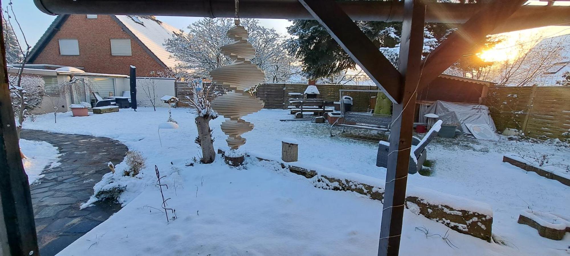 Bungalow An Der Tanne Mit Ueberdachter Terrasse Dusseldorf Bagian luar foto