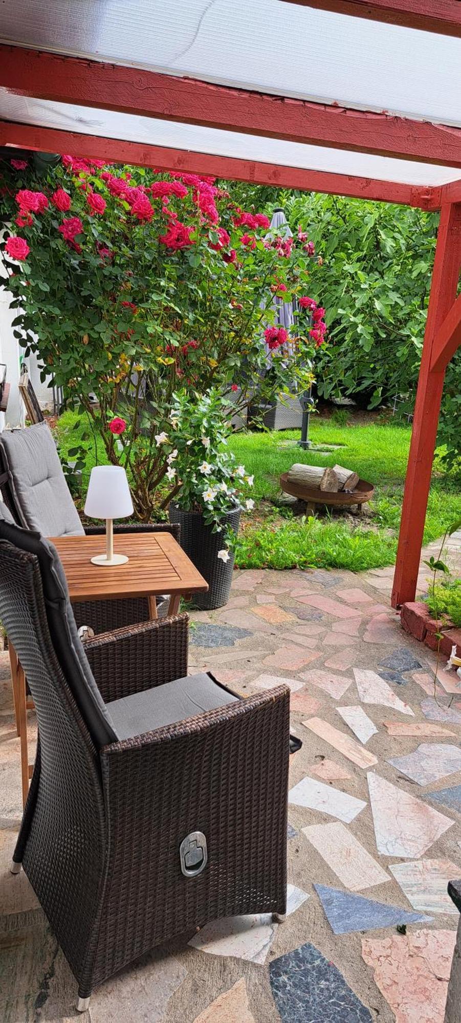 Bungalow An Der Tanne Mit Ueberdachter Terrasse Dusseldorf Bagian luar foto